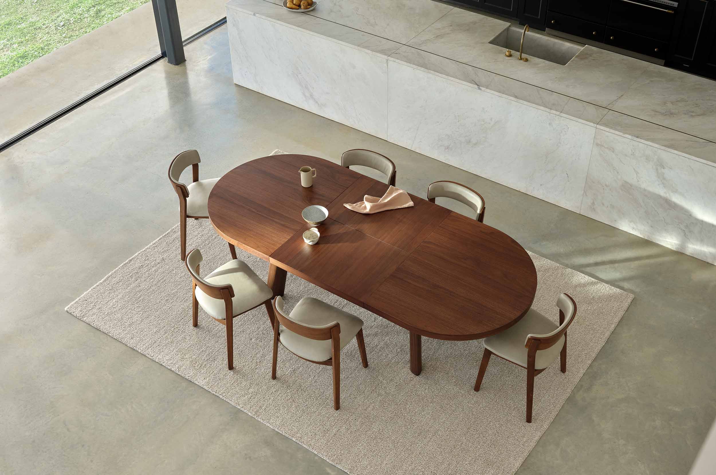 Oval dinette table 2025
