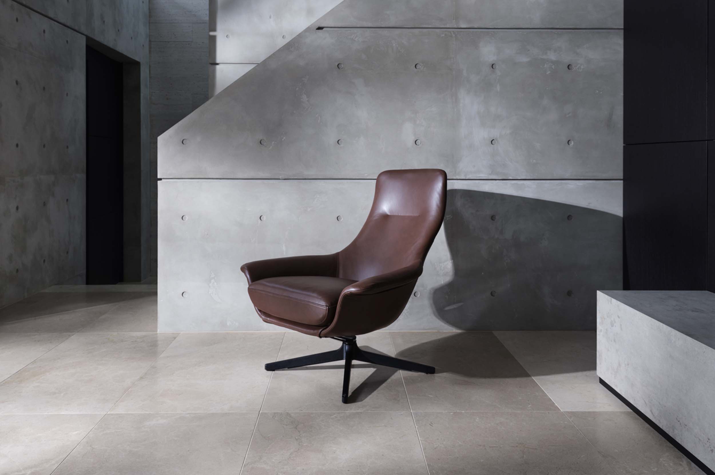 Seymour Mid Swivel Chair