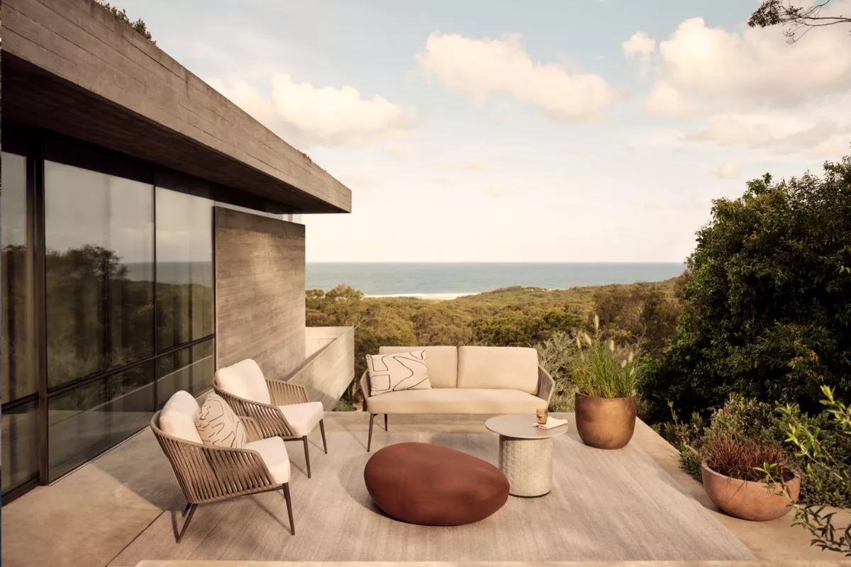 Create Indoor-Outdoor Flow